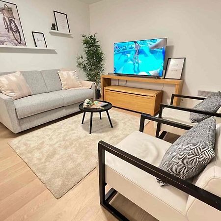 Very Quiet Apartment With Balcony Сен-Дені Екстер'єр фото